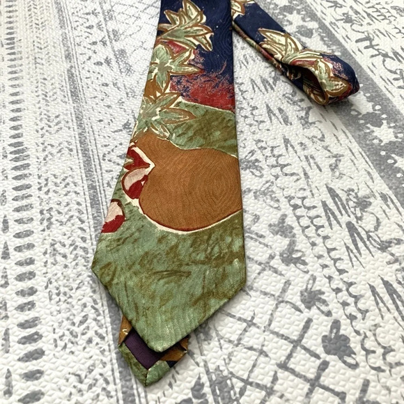 🌸clearance Guy Laroche vintage silk tie - Picture 2 of 3